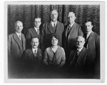 [People] Photograph of unidentified individuals in a business group