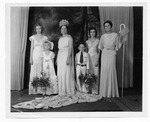 [People] Photograph of a wedding bridal party - 01