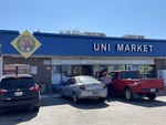 Gasolinera: Uni Market's Las Comadres Tacos - a